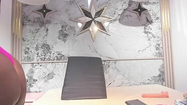 ZoeCollin online show from January 2026 12:30:01 PM