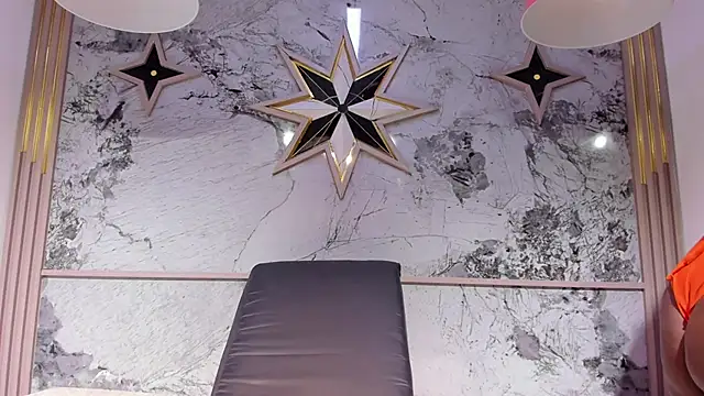 ZoeCollin online show from February 2026 07:24:01 PM