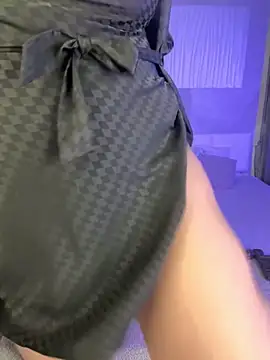 Amalia Lia  online show from December 2025 06:20:02 PM