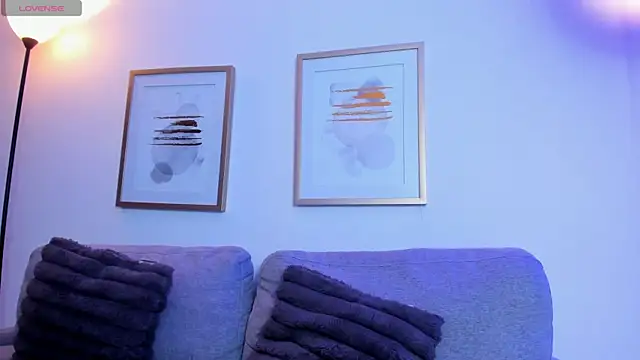 Skyy bloom online show from March 2026 12:38:01 PM