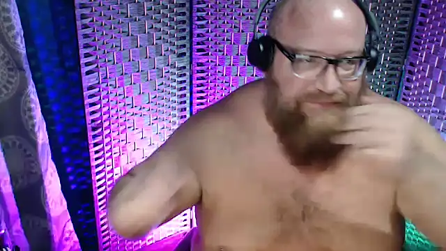 BigBearforCuddles online show from January 2026 02:27:02 AM