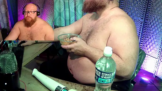 BigBearforCuddles online show from March 2026 10:24:02 PM