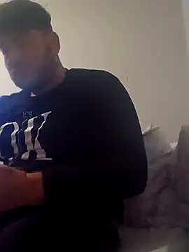 ziopaglia online show from December 2025 05:48:01 PM