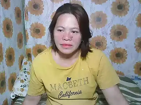 Smilinglovely online show from March 2026 11:17:01 PM