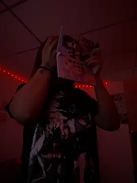 Snapshot of A_Good_Witch chatting on April 2026 02:01:05 PM A Good Witch online show from April 2026 02:01:05 PM