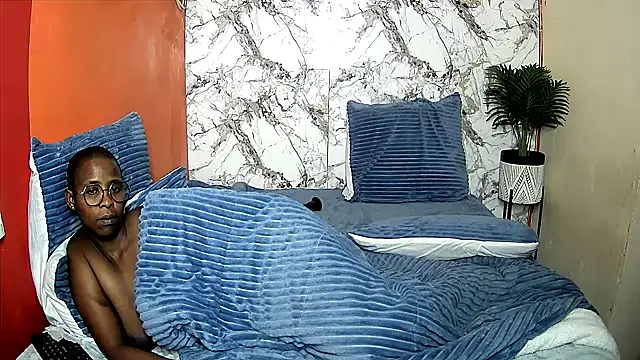 Snapshot of SexyCurves9 chatting on May 2026 08:59:02 PM SexyCurves9 online show from May 2026 08:59:02 PM