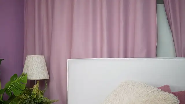 Snapshot of IsabelAmber chatting on November 2025 09:26:02 PM IsabelAmber online show from November 2025 09:26:02 PM