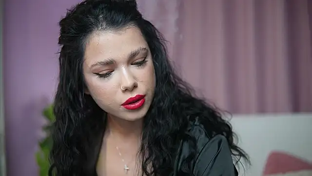 Snapshot of IsabelAmber chatting on November 2025 07:47:01 PM IsabelAmber online show from November 2025 07:47:01 PM