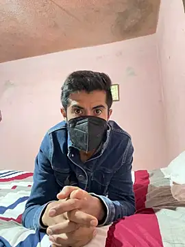 maxitravieso online show from November 2025 05:02:01 PM