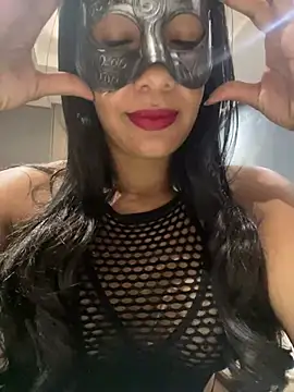 LunnaMaska online show from January 2026 01:34:02 AM