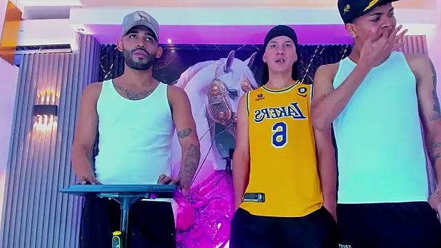 Snapshot of Asmodeohot20 chatting on November 2025 05:52:01 AM Asmodeohot20 online show from November 2025 05:52:01 AM