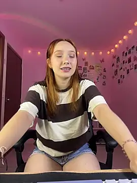 Davne  online show from February 2026 06:43:02 PM