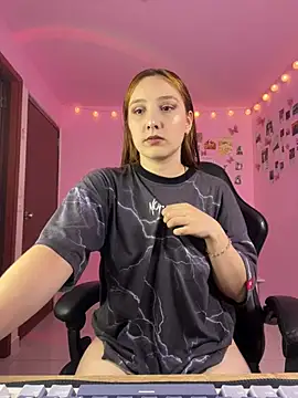 Davne  online show from April 2026 10:34:01 PM