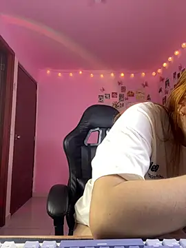 Davne  online show from March 2026 09:38:02 PM