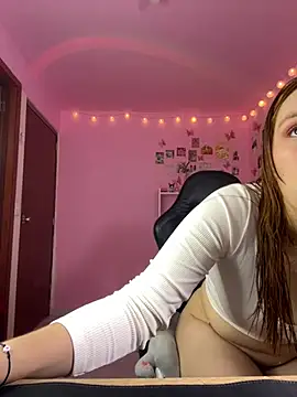 Davne  online show from March 2026 08:43:01 PM