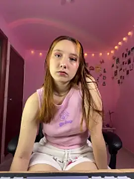 Davne  online show from March 2026 07:08:01 PM