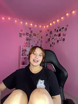 Davne  online show from February 2026 02:53:01 AM