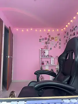 Davne  online show from March 2026 09:26:02 PM