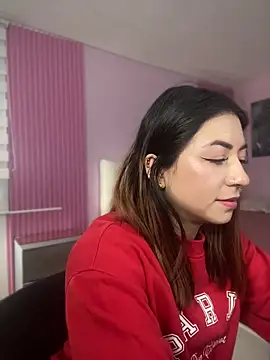 MaddieHunter online show from January 2026 01:48:01 PM