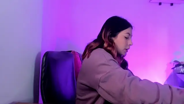 MaddieHunter online show from February 2026 01:43:02 PM