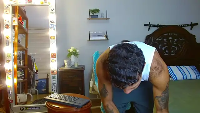 oceanboy vibe online show from November 2025 01:17:01 AM