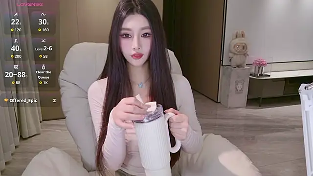 LULUbbaby 520 online show from November 2025 03:13:02 PM