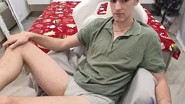 MoonlinSkinn online show from December 2025 08:07:01 AM