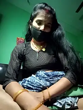 Uma sain online show from December 2025 03:57:02 PM