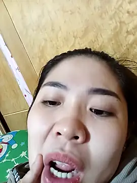 Lin-kute98 online show from February 2026 06:12:02 AM