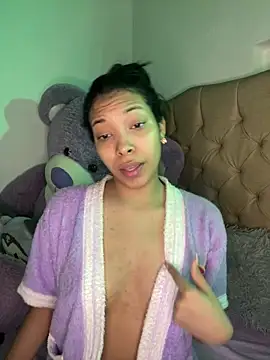 KarolRojas 22 online show from April 2026 12:47:02 AM