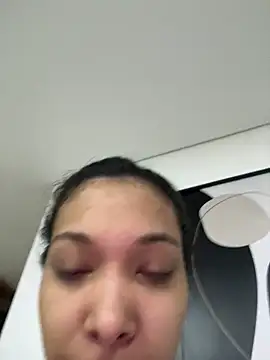 Snapshot of KarolRojas_22 chatting on June 2026 07:09:01 AM KarolRojas 22 online show from June 2026 07:09:01 AM