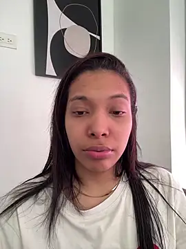 Snapshot of KarolRojas_22 chatting on June 2026 09:01:02 PM KarolRojas 22 online show from June 2026 09:01:02 PM