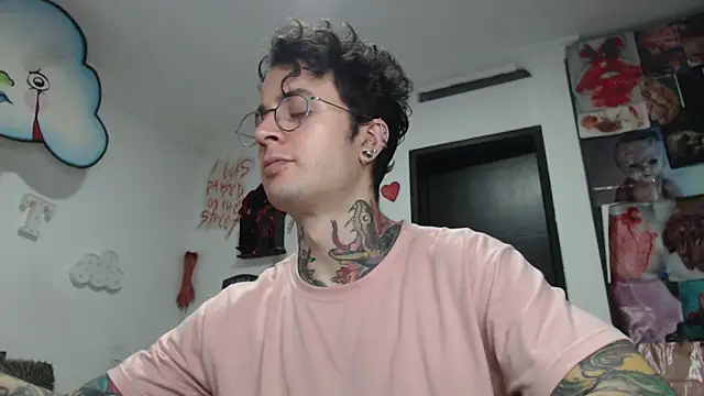 CryBoy13 online show from November 2025 02:12:02 AM