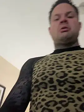 Snapshot of JSizzle13 chatting on March 2026 06:50:01 AM JSizzle13 online show from March 2026 06:50:01 AM