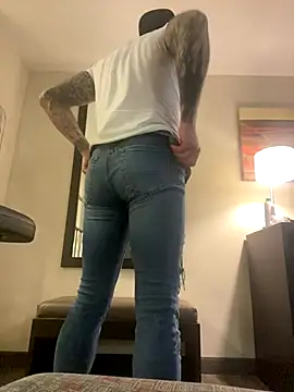 JSizzle13 online show from December 2025 04:35:01 AM