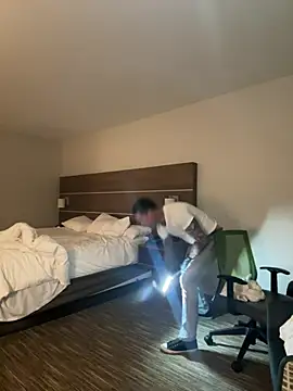 Snapshot of JSizzle13 chatting on April 2026 03:52:02 AM JSizzle13 online show from April 2026 03:52:02 AM