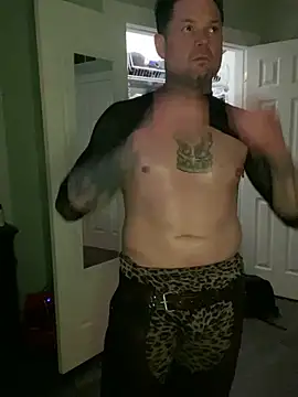 Snapshot of JSizzle13 chatting on March 2026 04:45:01 AM JSizzle13 online show from March 2026 04:45:01 AM