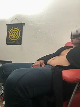 2addictivelyhorny online show from January 2026 01:25:02 PM