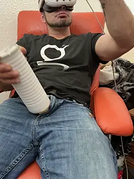 2addictivelyhorny online show from February 2026 06:59:02 AM