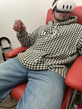 2addictivelyhorny online show from February 2026 07:11:02 AM