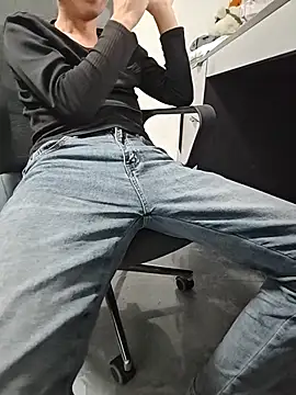 micai fengbei online show from December 2025 06:34:01 AM