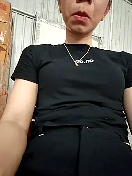 LianLaz online show from March 2026 05:19:01 AM