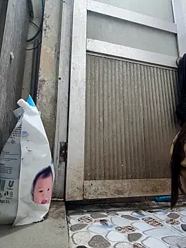 LianLaz online show from December 2025 01:19:02 AM