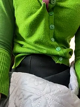 LianLaz online show from November 2025 08:14:01 AM