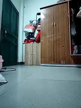 LianLaz online show from February 2026 04:22:02 AM