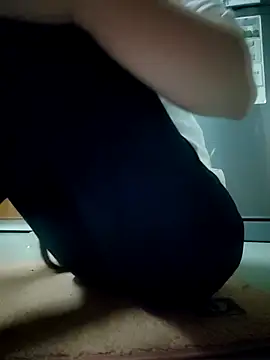 LianLaz online show from February 2026 04:07:01 PM