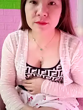 Lily-ross22 online show from February 2026 03:17:02 AM