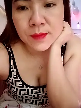 Lily-ross22 online show from March 2026 03:25:01 AM