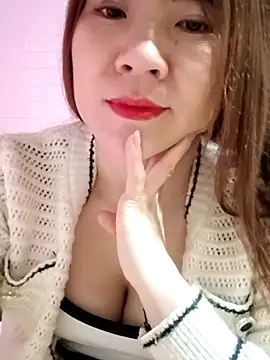 Lily-ross22 online show from December 2025 06:00:01 PM