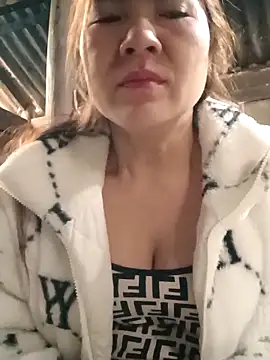 Lily-ross22 online show from January 2026 01:53:01 AM